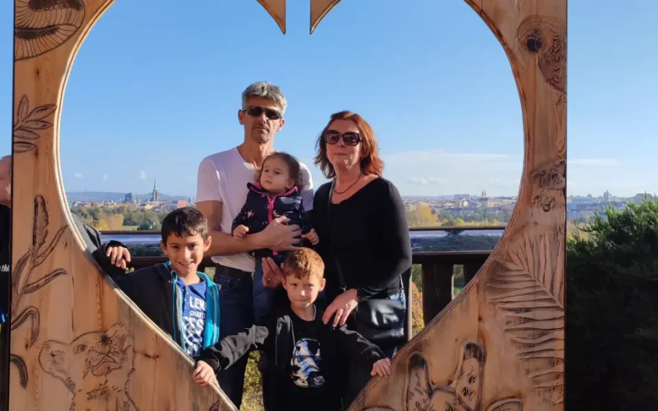 Po náhlém úmrtí manžela zůstala Martina sama se třemi dětmi v pěstounské péči