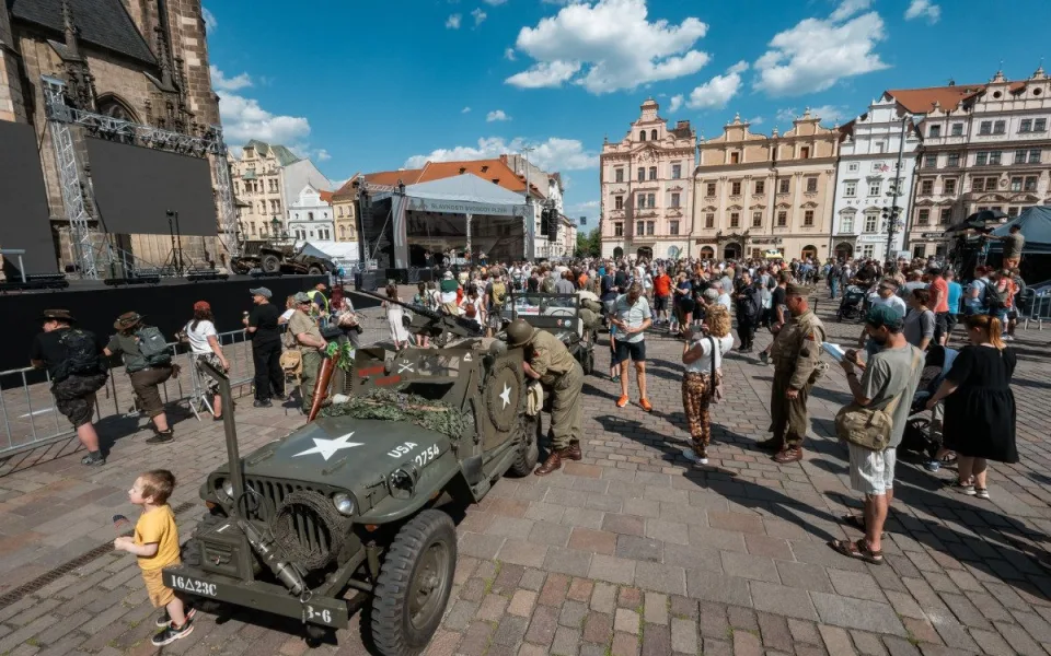 Úpravy náměstí významně promluví do Slavností svobody, hlavní program se přesune