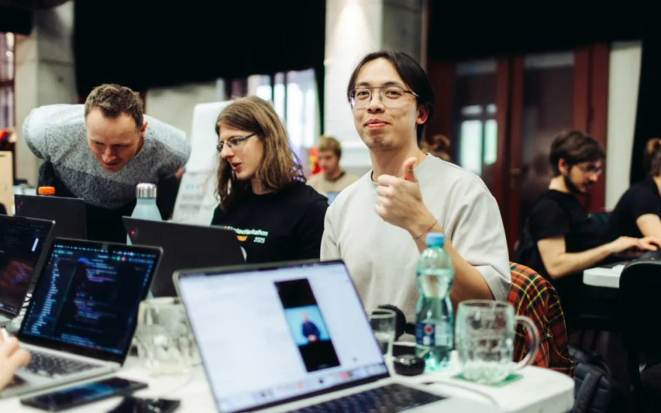 Týmy budou hledat IT pomoc handicapovaným, hackathon nabídne i dětský program