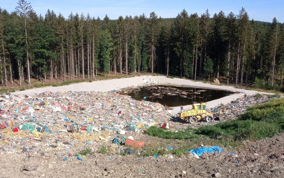 Město láká na netypickou a voňavou exkurzi, zájemci se podívají na skládku