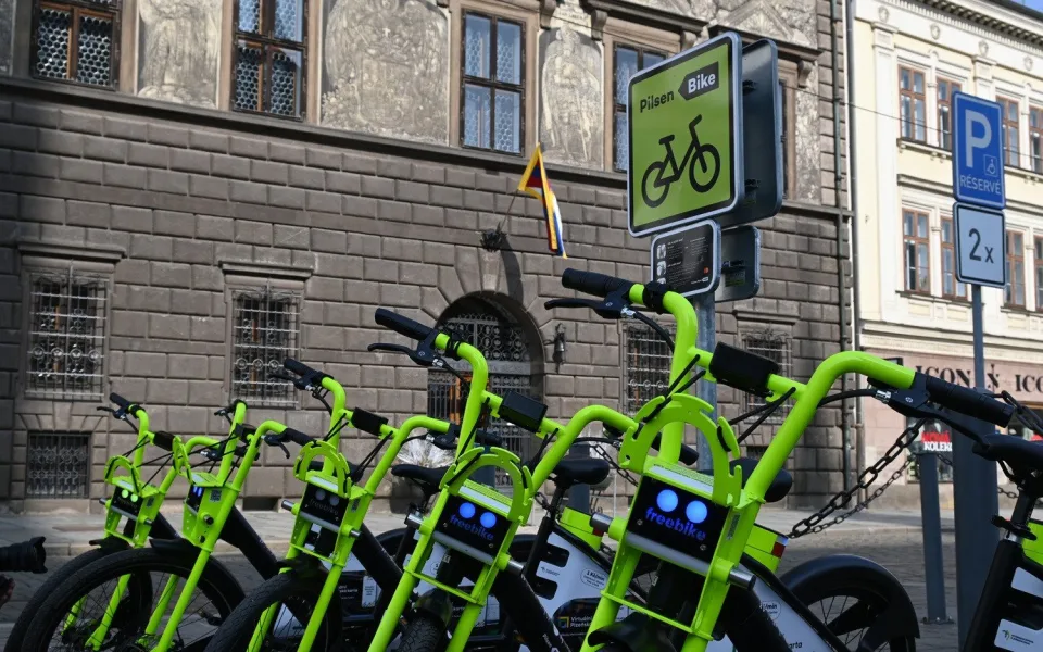 ANKETA: O sdílená elektrokola je zájem, lidé ale mají rozporuplné pocity