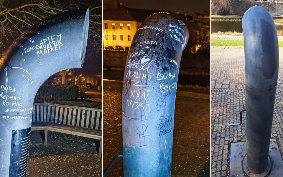 Poesiomat pomalovaný nápisy v azbuce už je čistý. Vyčistili ho Ital, Češi i Ukrajinci
