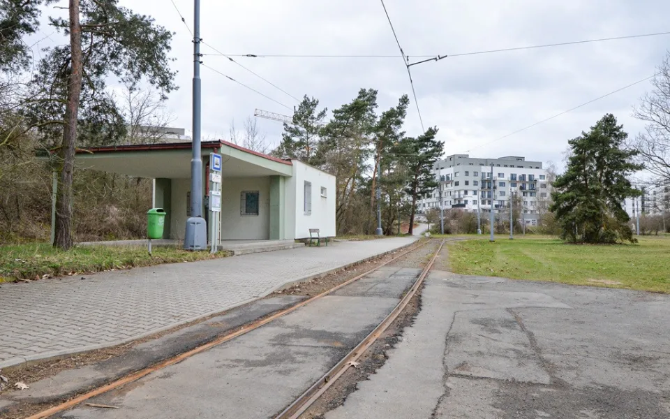 Konečná zastávka tramvajové trati ve Skvrňanech projde rekonstrukcí