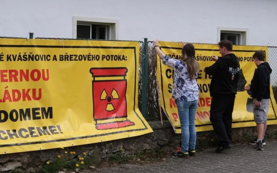 Obce z míst pro jaderné úložiště neuspěly s žalobami proti geologickému průzkumu