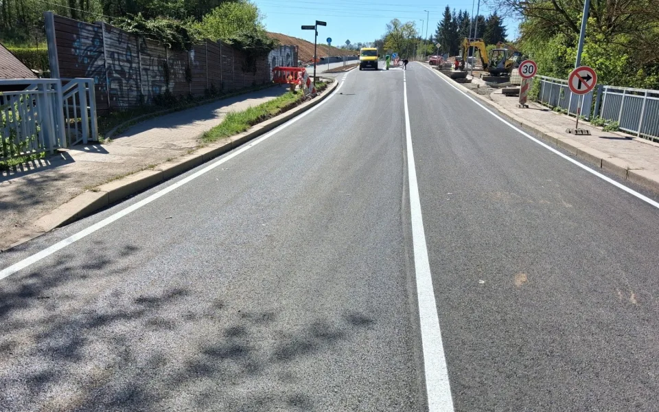 Do velmi velmi frekventované Zborovské ulice se od 1. května vrací provoz