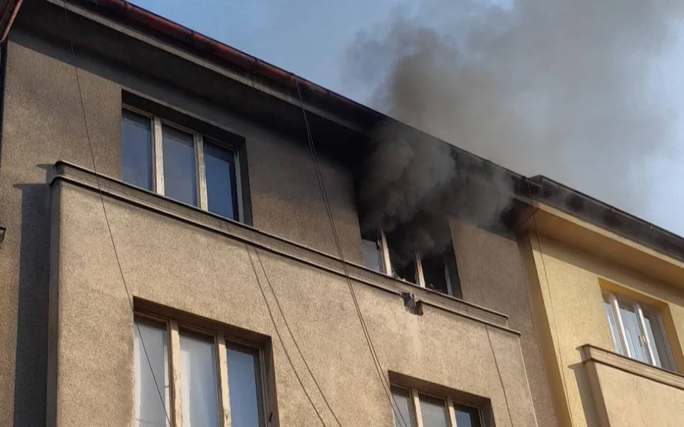 Podpálil dům a sledoval, jak hoří. Recidivista způsobil obrovské škody