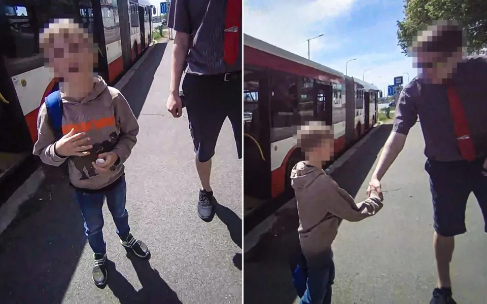 Ztraceného skautíka objevil na zastávce řidič MHD. Oddíl mu ujel tramvají i s vedoucím