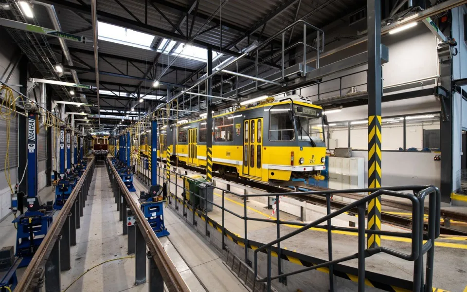 Návštěvníci prozkoumají i tramvajovou vozovnu na Slovanech
