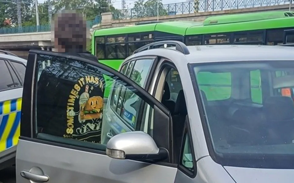 Probuzený muž zapíral, že auto na invalidech sám zaparkoval