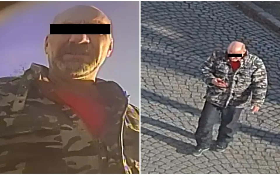 Ukradl platební kartu a běžel k bankomatu, police pátrá po muži v maskáčové bundě
