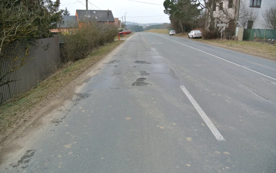 Řidiče čekají další dopravní omezení, tentokrát na frekventované silnici II/230