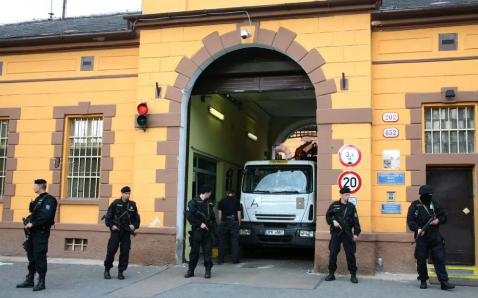 Vězeň v plzeňské věznici na Borech spáchal sebevraždu