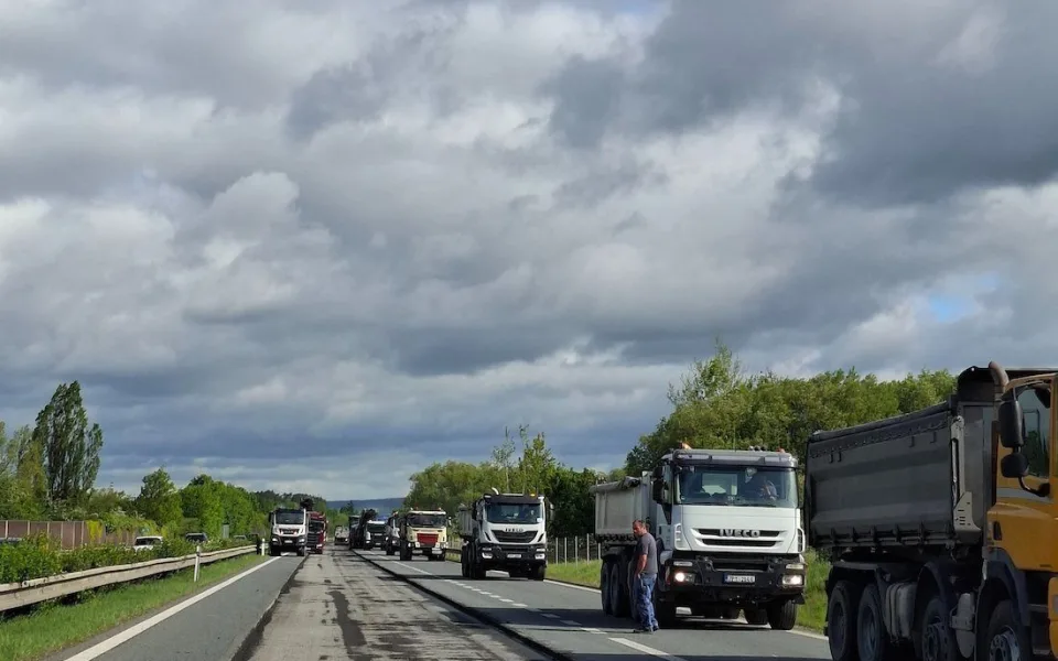 Silničáři v Plzeňském kraji vydají na opravy silnic zhruba stejně jako loni