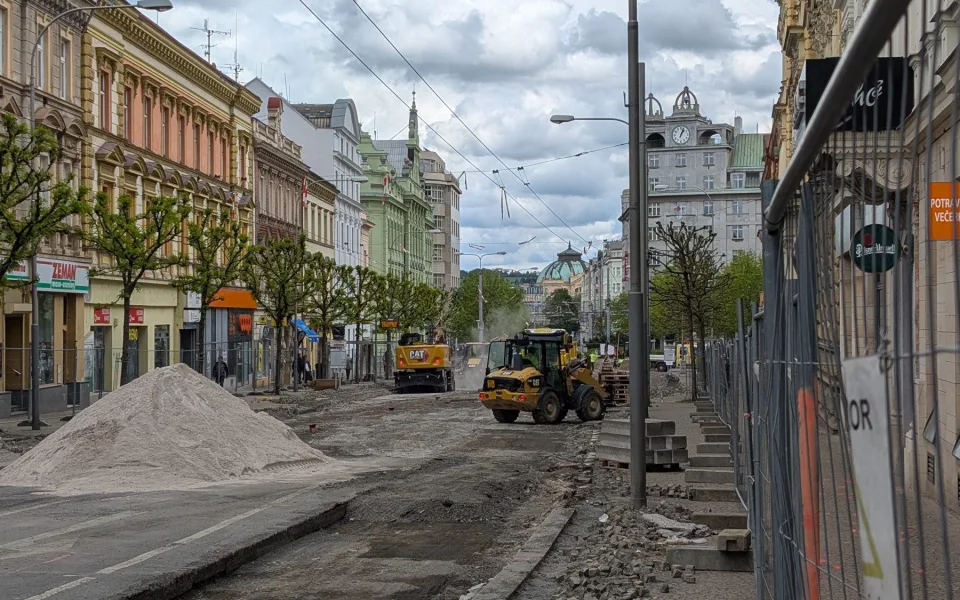 Rekonstrukce 400metrového úseku Americké si vyžádá rozšíření dopravních opatření