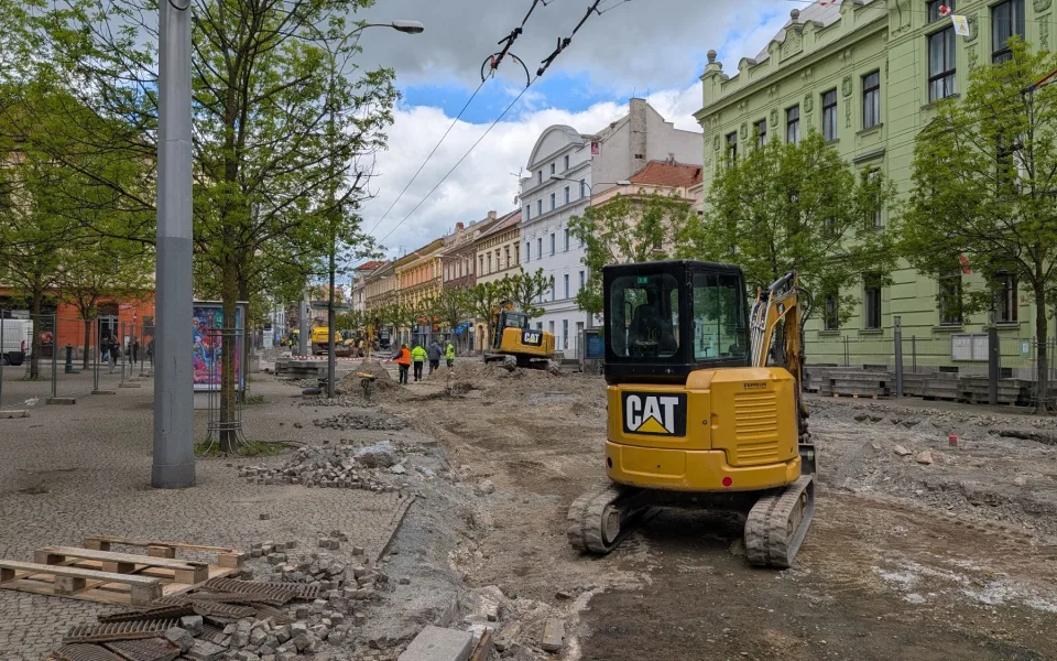 Na Americké třídě se pracuje od poloviny května