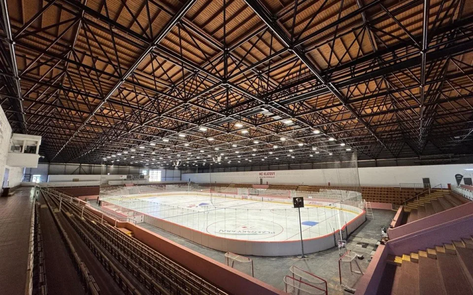 Modernizací prošel zimní stadion v Klatovech